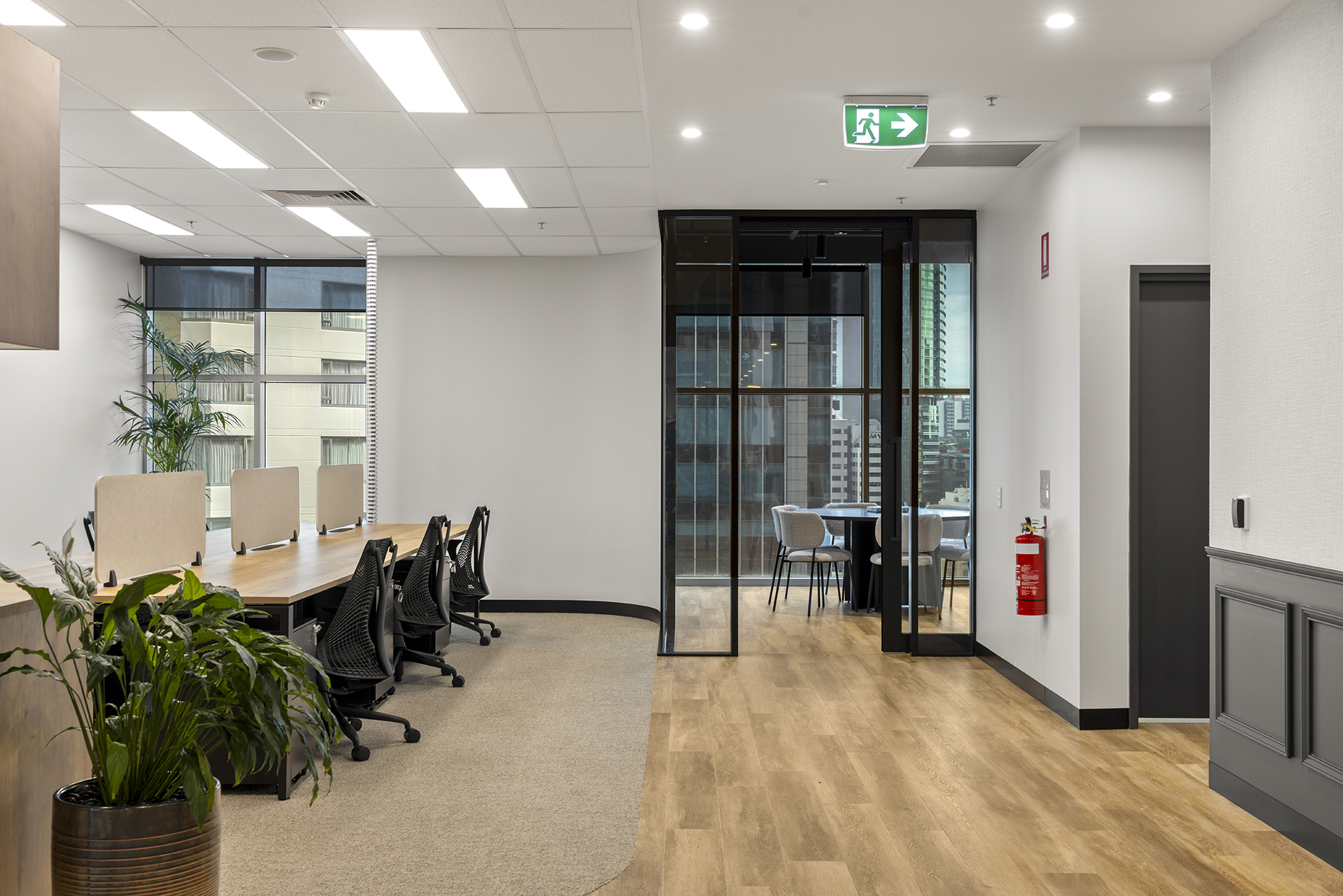 Guard Insurance Office 2 StudioBlackardt Acoufelt 01